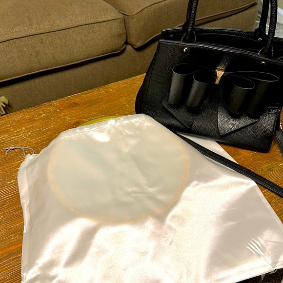 Crossi Like NEW Elegant Bow Black Classic Park Bow Leather Satchel Hand Purse - Picture 15 of 15